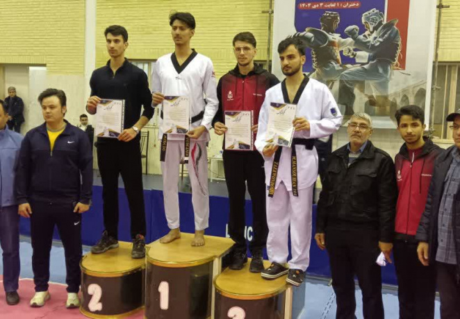 درخشش تیم تکواندو دانشجویان پسر دانشگاه بیرجند با کسب ۴ مدال در مسابقات منطقه ۹ کشور